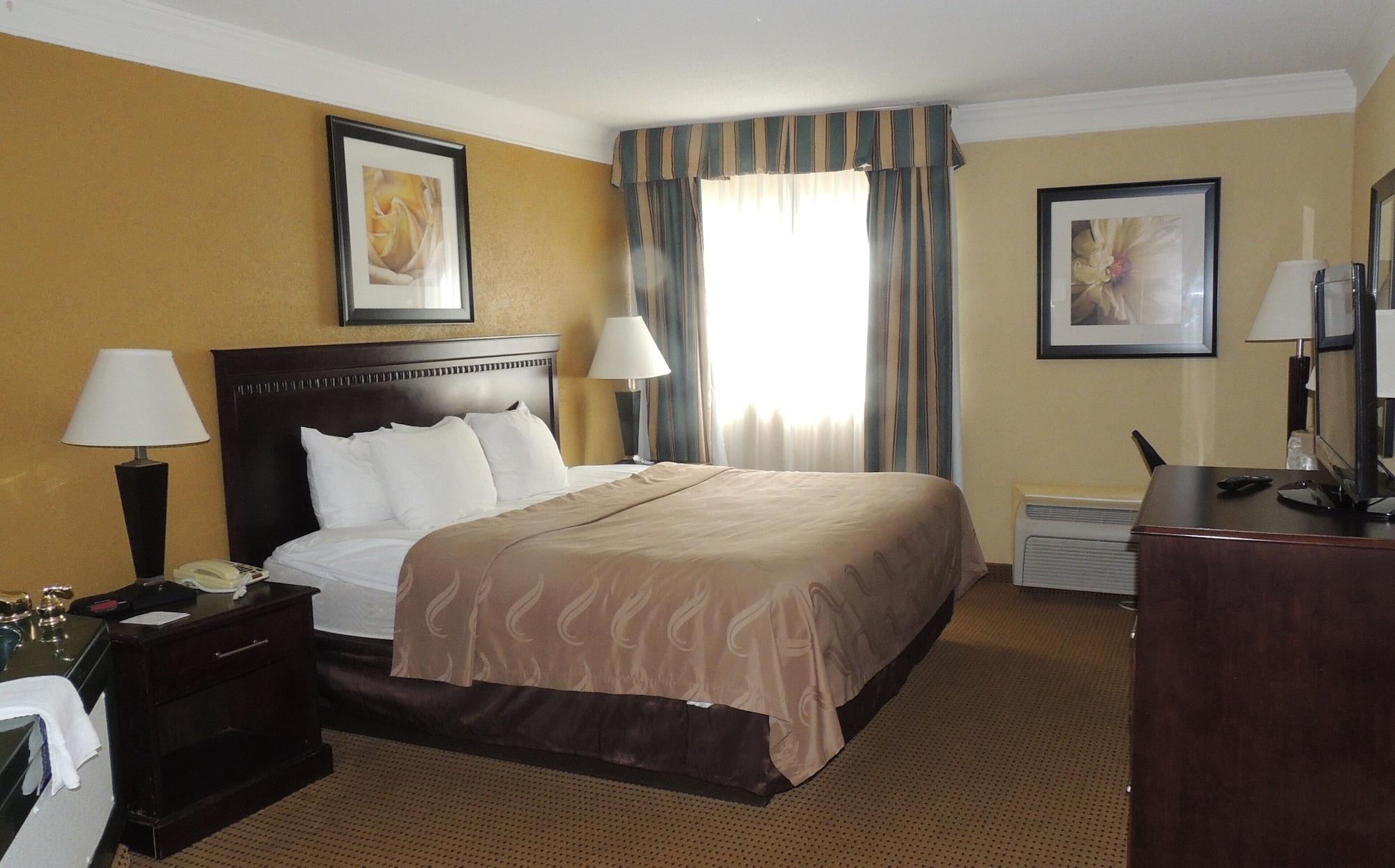 Hotel Quality And Fairgrounds - Syracuse Seneca Knolls