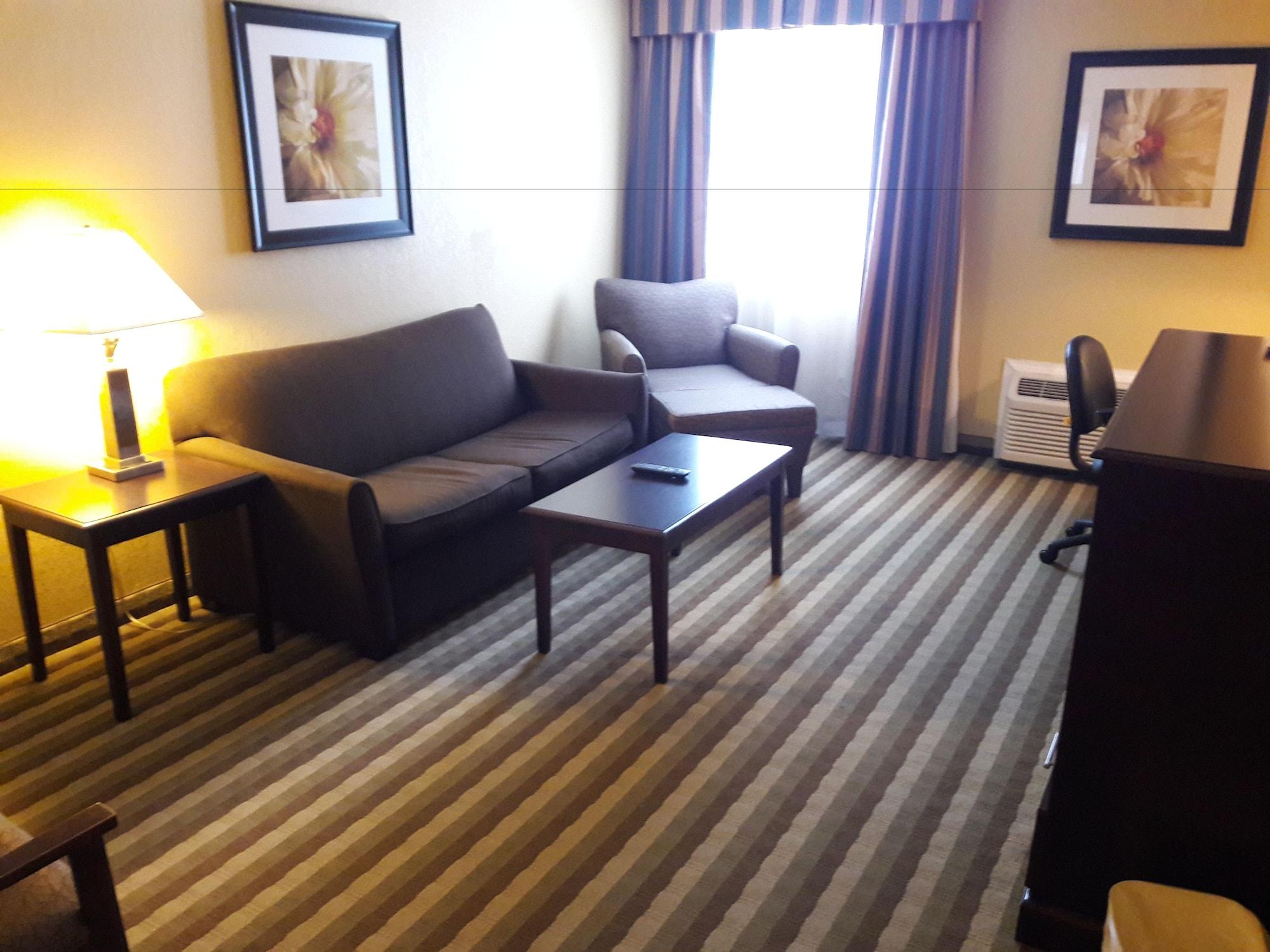 Hotel Quality And Fairgrounds - Syracuse 3*