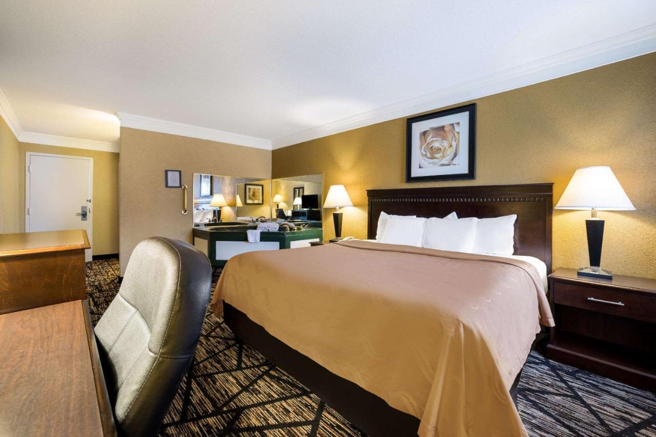 Hotel Quality And Fairgrounds - Syracuse